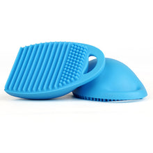 Load image into Gallery viewer, Silicone Mini Handheld Brush Cleaner